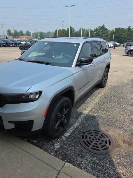 JEEP GRAND CHEROKEE 2023 1C4RJKAG3P8833010 image
